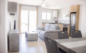 Apartamentos Luna De Aguilas